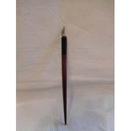 Antiguo portaplumas en madera con plumín. Años 50.