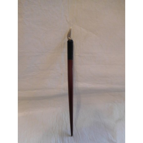 Antiguo portaplumas en madera con plumín. Años 50.