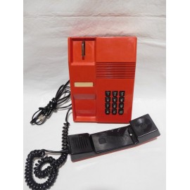 Magnifico tel&eacute;fono Te&iacute;de en rojo con botones negros y conexi&oacute;n actualizada