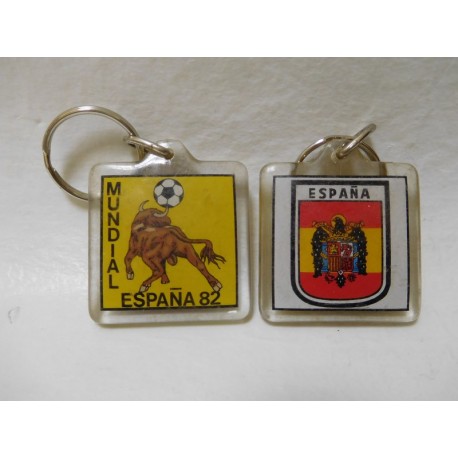 Antiguo llavero mundial de futbol España 82 con bandera imperial