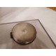Pastillero en plata con marca-sello de joyero en base. Precioso. 5 cm diámetro. Elegante.