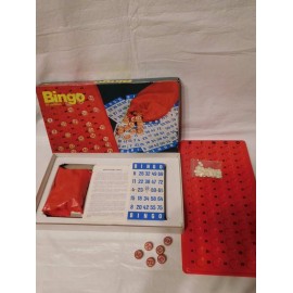 Antiguo juego de Bingo de Borras con fichas talladas en madera y soporte en plástico. 50 cartones.