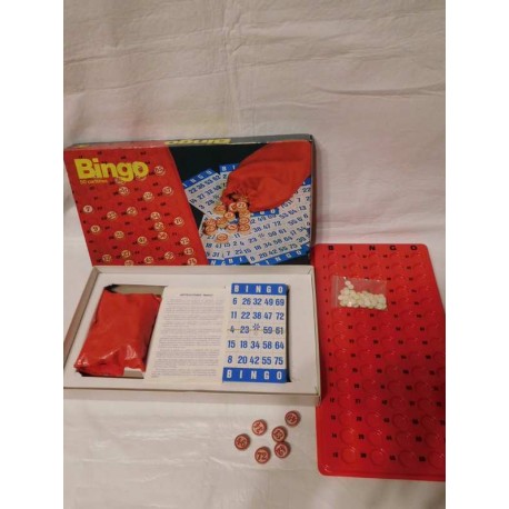Antiguo juego de Bingo de Borras con fichas talladas en madera y soporte en plástico. 50 cartones.