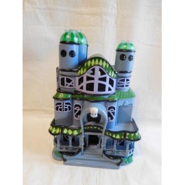 Casa fantasma de Famosa del fantasma Casper castillo fantasmagorico muy bonito. Sin contenido