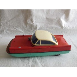 Anfibio coche a pilas de Jyesa. Años 50 en caja original.