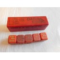 Magnifico juego de dados en madera con estuche. Promocional años 50. De la Riva. Jerez.