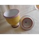 Antiguo frasco albarelo de farmacia en porcelana con tapadera de Camptotheca Acuminata. Firmado.