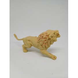 Figura de plástico de un león de Pech. Difícil.