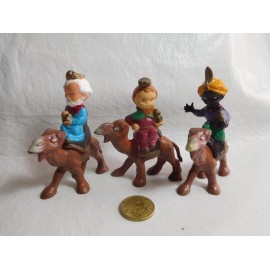 Reyes Magos con camellos. Años 60. Cabezones. Hermanos Pech.