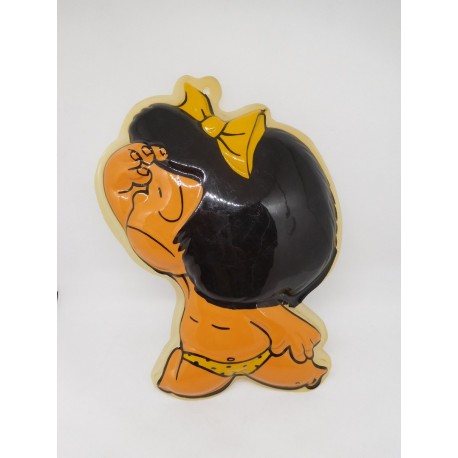 Figura en plástico hueco Mafalda 1987. Quino. Mirete. Silueta de Mafalda.