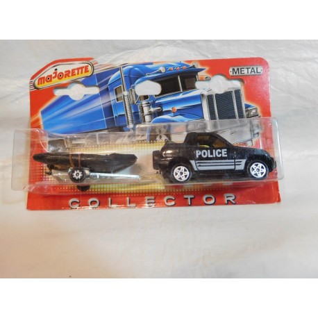 Jeep policia Majorette Coleccion Collector Jeep policia con remolque.  Blister. Nuevo