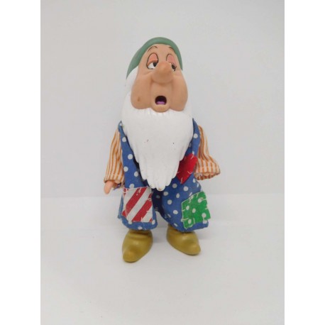 Bonita figura articulada de Enanito Dormilón de Blancanieves. Simba.