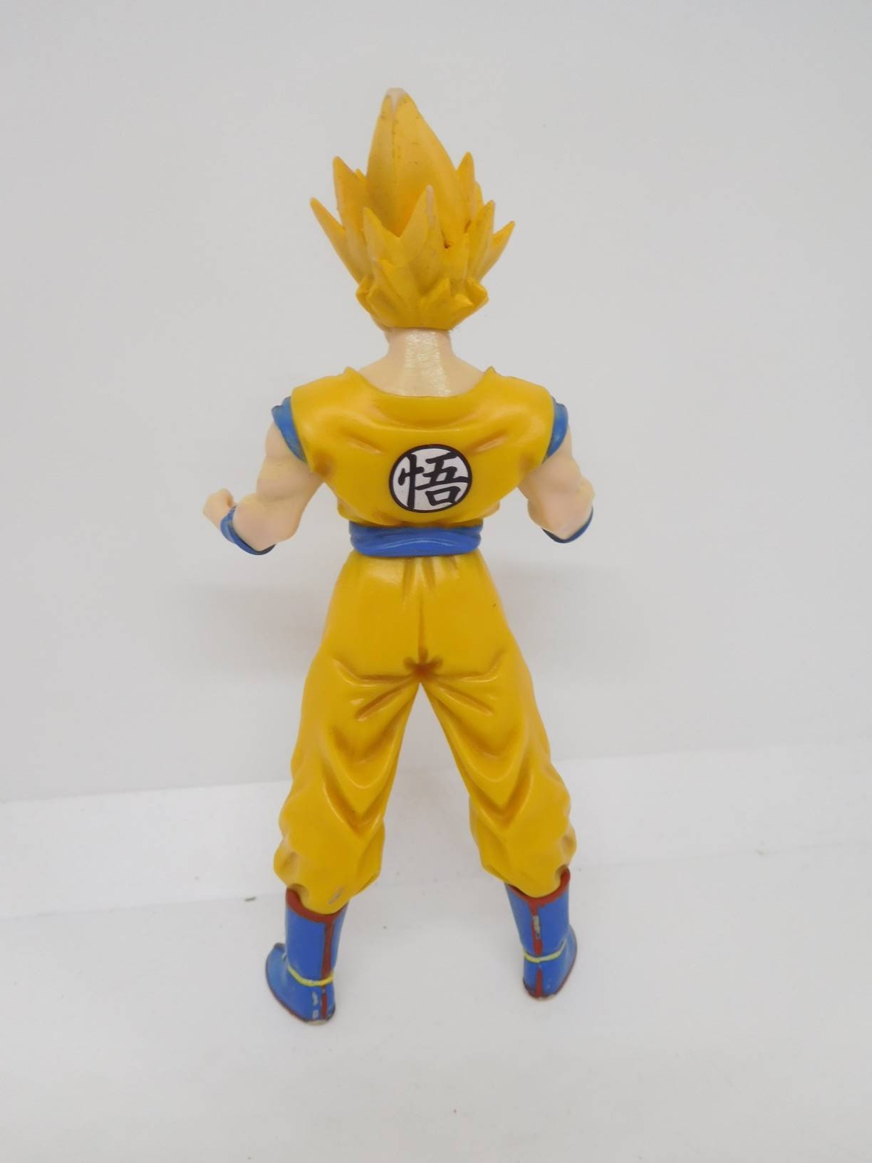 Figura de Goku Bola del Dragón. Marukatsup.
