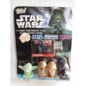 Blister de Star Wars con cuatro dispensadores de caramelos y 10 trading card. Topps.