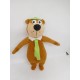 Bonito peluche de Yogi de Hanna Barbera.