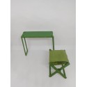 Mesa y silla de la tienda de operaciones especiales. Geyperman