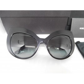 Gafas de sol Dolce & Gabbana DG-4321 - 501/8G. Nuevas sin usar. Completas.
