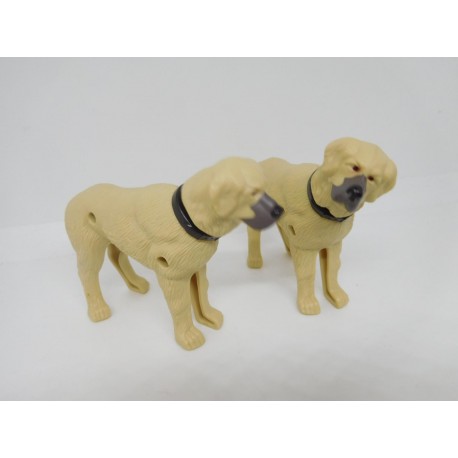 Pareja de perros con movimiento en cabeza. Premium Burguer King.