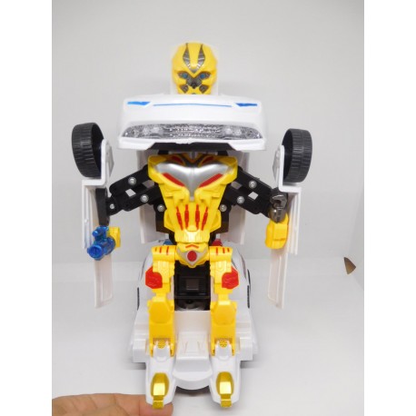 Robot transformable en coche. Bootleg de Transformers. Funcionando.