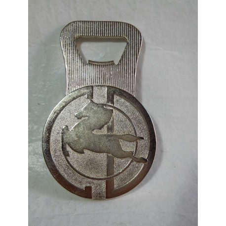 Abrebotellas años 70 en acero. Publicidad de camiones Pegaso. Años 70.