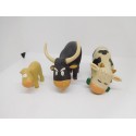 Figuras en goma de toro, vaca y ternero.