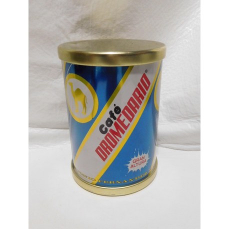Preciosa lata de café El Dromedario Santander. Tiene tapa.