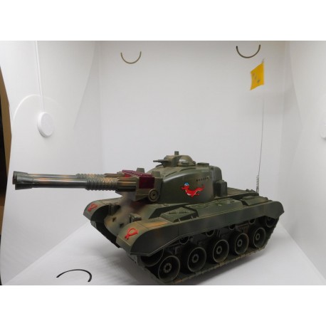 Tanque de Rico Dragón Sherpa. Años 70. En caja y con bandera.