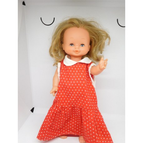 Muñeca Mari Loli Mariloli de Famosa. Años 70. Con vestido.