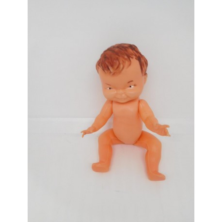 Muñeco bebe en plástico soplado de kiosko. Años 60-70.