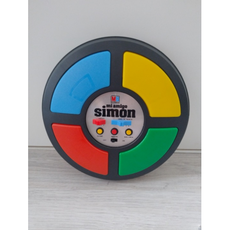 Magnífico juego Mi amigo Simon. MB. Años 80.